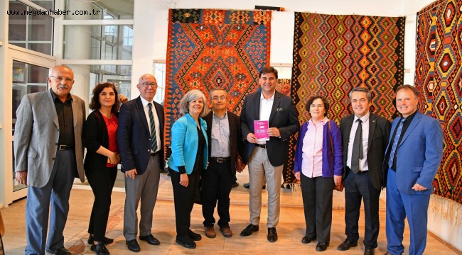 Belgesel Günleri sergiler ile açıldı