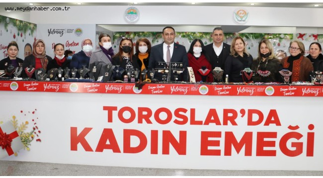 BU ATÖLYEDE ATIKLAR SANATA DÖNÜŞÜYOR