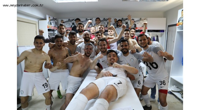 BURHANİYE BELEDİYESPOR YÜZLERİ GÜLDÜRDÜ