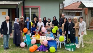 ÇOCUK KULÜBÜ ÇOCUKLARIN GÖNLÜNE DOKUNUYOR