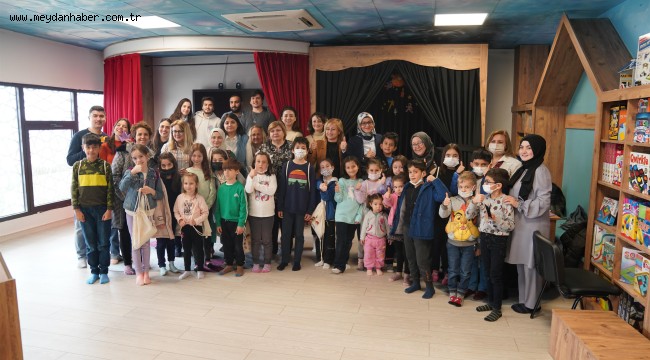  Çocuklar Büyükşehir'in atölyesinde eğlenerek öğreniyor