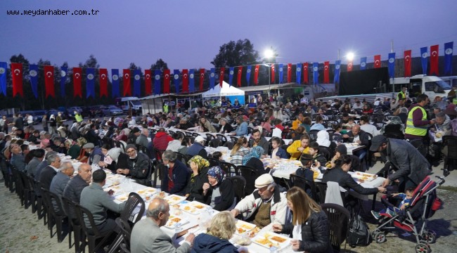 İftar yemeklerinin ikincisi Kıyıkışlacık mahallesindeydi