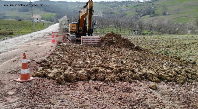 İzmit'in kırsal mahallelerinde yol konforu arttırılıyor
