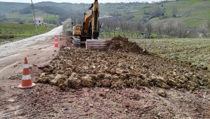 İzmit'in kırsal mahallelerinde yol konforu arttırılıyor
