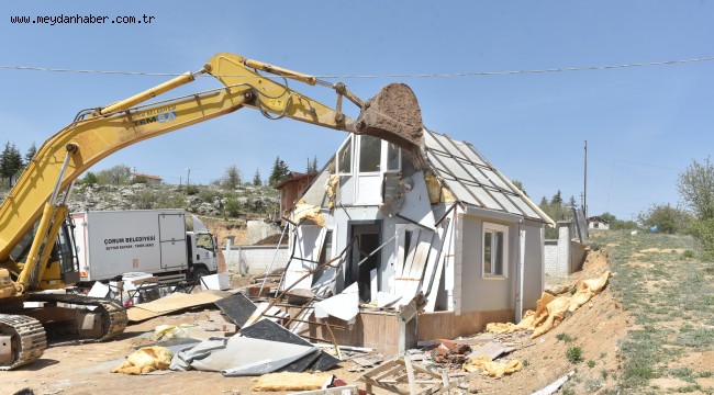 Kalan 2 kaçak villa da yıkıldı