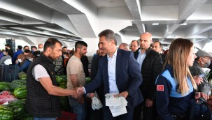 Mamak Belediye Başkanı Murat Köse Pazarın Nabzını Tuttu