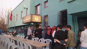 Millet Kıraathaneleri Ramazan'da da Milletin Hizmetinde