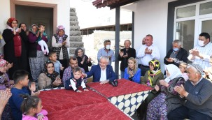 Özler ailesine bayram hediyesi  Yeni sıcak yuvalarına kavuştular