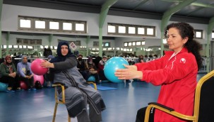 Parkinsonda erken tanı ve teşhisin önemi anlatıldı