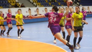 Yenimahalle Belediyesi Yarı Finale göz kırptı