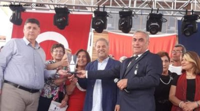 14. Altın Saat Kulesi Ödülü Tunç Soyer'in