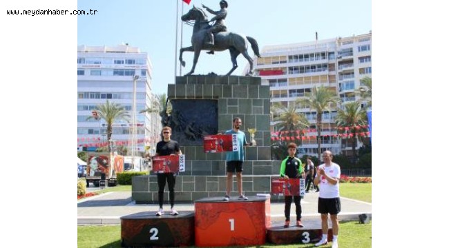 1919 kişi İzmir'den "Ata"sına koştu