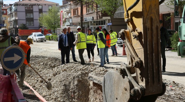 ASKİ'DEN HÜRRİYET CADDESİ'NDE SU TAŞKINLARINA SON VERECEK ÇALIŞMA