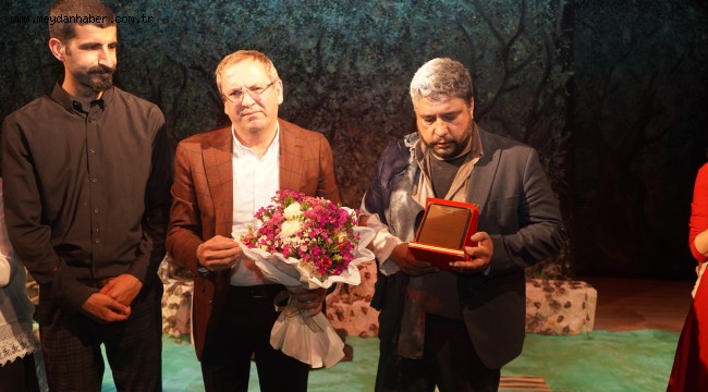 AYVALIK BELEDİYESİ'NE ÜÇ ÖDÜL BİRDEN