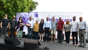 Başarılı öykücüler ödüllerini aldı