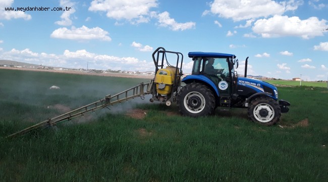 Başkan Kurt kırsal mahallelerdeki tarım çalışmalarını geliştirerek sürdürüyor