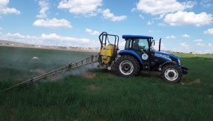 Başkan Kurt kırsal mahallelerdeki tarım çalışmalarını geliştirerek sürdürüyor