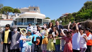 Başkan Oran Anneler Günü'nde  özel çocuklar ve anneleriyle bir araya geldi