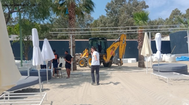 BELEDİYE EKİPLERİ "BEYAZ KUM" SERİMİNE ENGEL OLDU