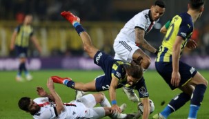 Beşiktaş-Fenerbahçe derbilerinde kartlar havada uçuşuyor