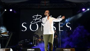 Büyükşehir, Edremit'te gençleri Bilal Sonses ile buluşturdu