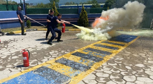 Büyükşehir İtfaiyesinden acil durum ekiplerine uygulamalı eğitim