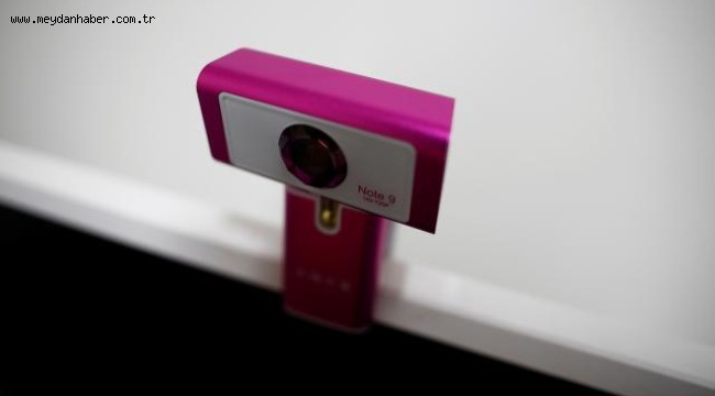 Çin'de 16 yaşın altındakiler internette canlı yayın yapamayacak