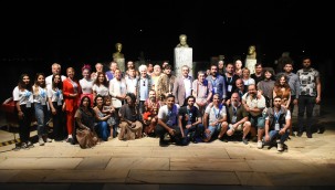 'EZOP'' TARİH SAHNESİNDE YENİDEN HAYAT BULDU