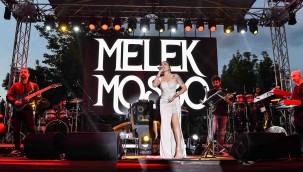 GENÇLER BAYRAM COŞKUSU YAŞADI