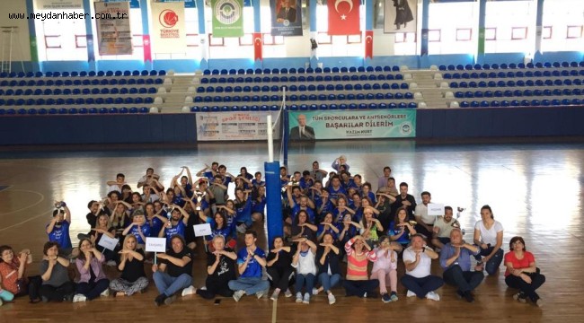 İspinoz Ulusal Karma Voleybol Turnuvası sona erdi