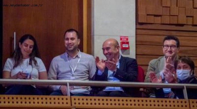 İzmir Çok Sesli Korolar Festivali'nde müzik şöleni