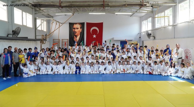 JUDOCULAR YENİ KUŞAKLARINA TÖRENLE KAVUŞTU