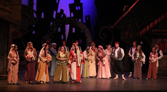 KANLI NİGAR MÜZİKALİ SANATSEVERLERLE BULUŞTU