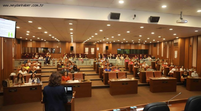 Kartal'da Kadınlar İçin Dijital Girişimcilik Seminerleri Başladı