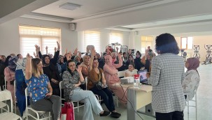 Mamak Belediyesi Eğitim Seminerleriyle Kadınların Yanında