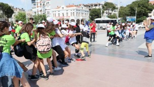 MANİSA'DA 19 MAYIS ATATÜRK'Ü ANMA GENÇLİK VE SPOR BAYRAMI İLE GENÇLİK HAFTASI KUTLAMALARI BAŞLADI