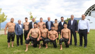 PAMUKKALELİ PEHLİVANLAR ER MEYDANINA HAZIR