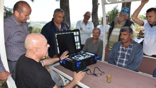 TARSUS BELEDİYESİ GÜNCEL TARIMSAL GELİŞMELERİ ÇİFTÇİYLE BULUŞTURMAYA DEVAM EDİYOR