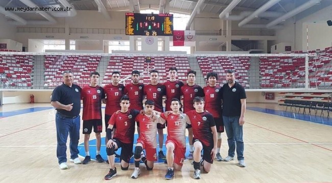 Turgutlu Belediyespor'un Yıldız Erkekleri Türkiye Şampiyonası için Mersin'de