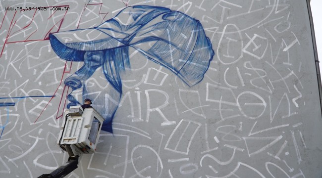 ULUSLARARASI KARŞIYAKA DUVAR RESMİ ÇALIŞTAYI BAŞLADI DUVARLAR TUVAL OLDU