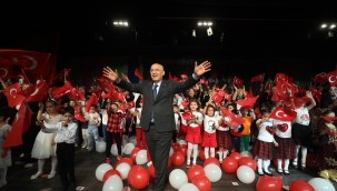 Yenimahalle kreşlerinde yıl sonu coşkusu