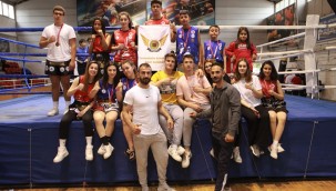 Yenimahalle madalyaları topladı