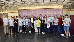 YUNUSEMRE'DE 19 MAYIS SATRANÇ TURNUVASI YAPILDI