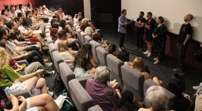 2. İzmir Uluslararası Film ve Müzik Festivali tüm hızıyla devam ediyor