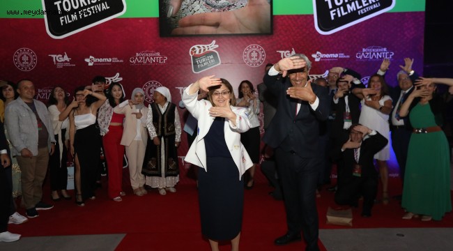  7. ULUSLARARASI TURİZM FİLMLERİ FESTİVALİ ÖDÜL TÖRENİ YAPILDI  