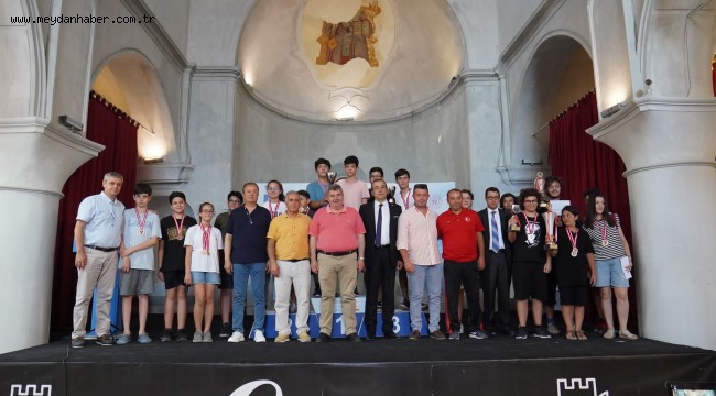 8. Çeşme Uluslararası Açık Satranç Turnuvası sona erdi