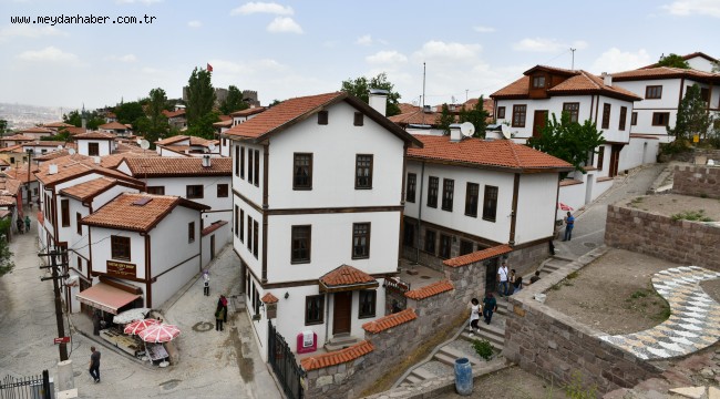 ABB ANKARA KALESİ EVLERİNİ İÇİNDE YAŞAYANLARI MAĞDUR ETMEDEN RESTORE EDİYOR