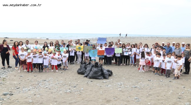 AĞACIN YEŞİLİ DENİZİN MAVİSİ ÇOCUKLARIN MUTLULUĞU OLSUN