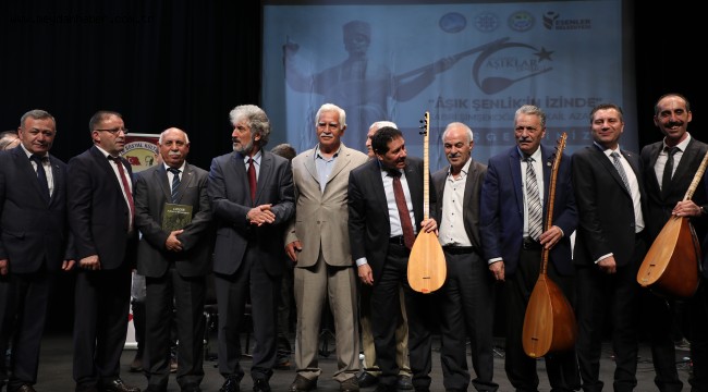 AŞIK ŞENLİK ESENLER'DE ANILDI