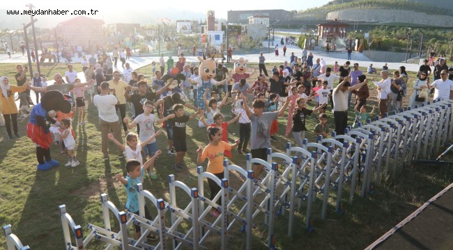 BABALAR GÜNÜ EXPO'DA KUTLANDI